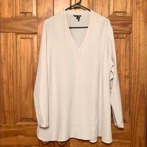 Nic+Zoe Women’s off white boutique blouse